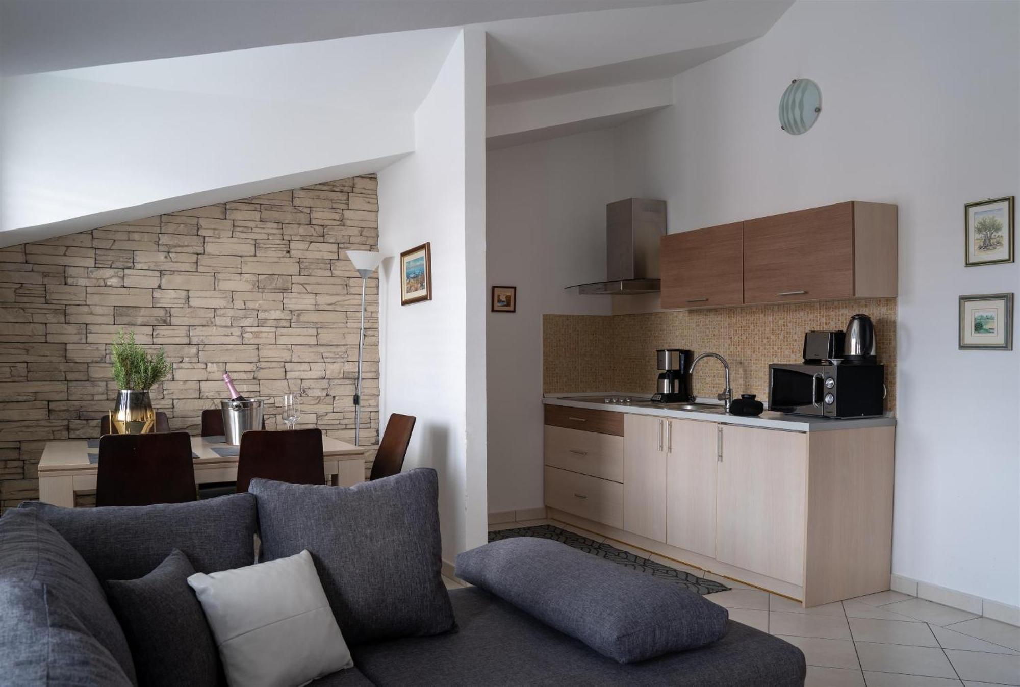 Apartments Valbruna Rovinj Buitenkant foto