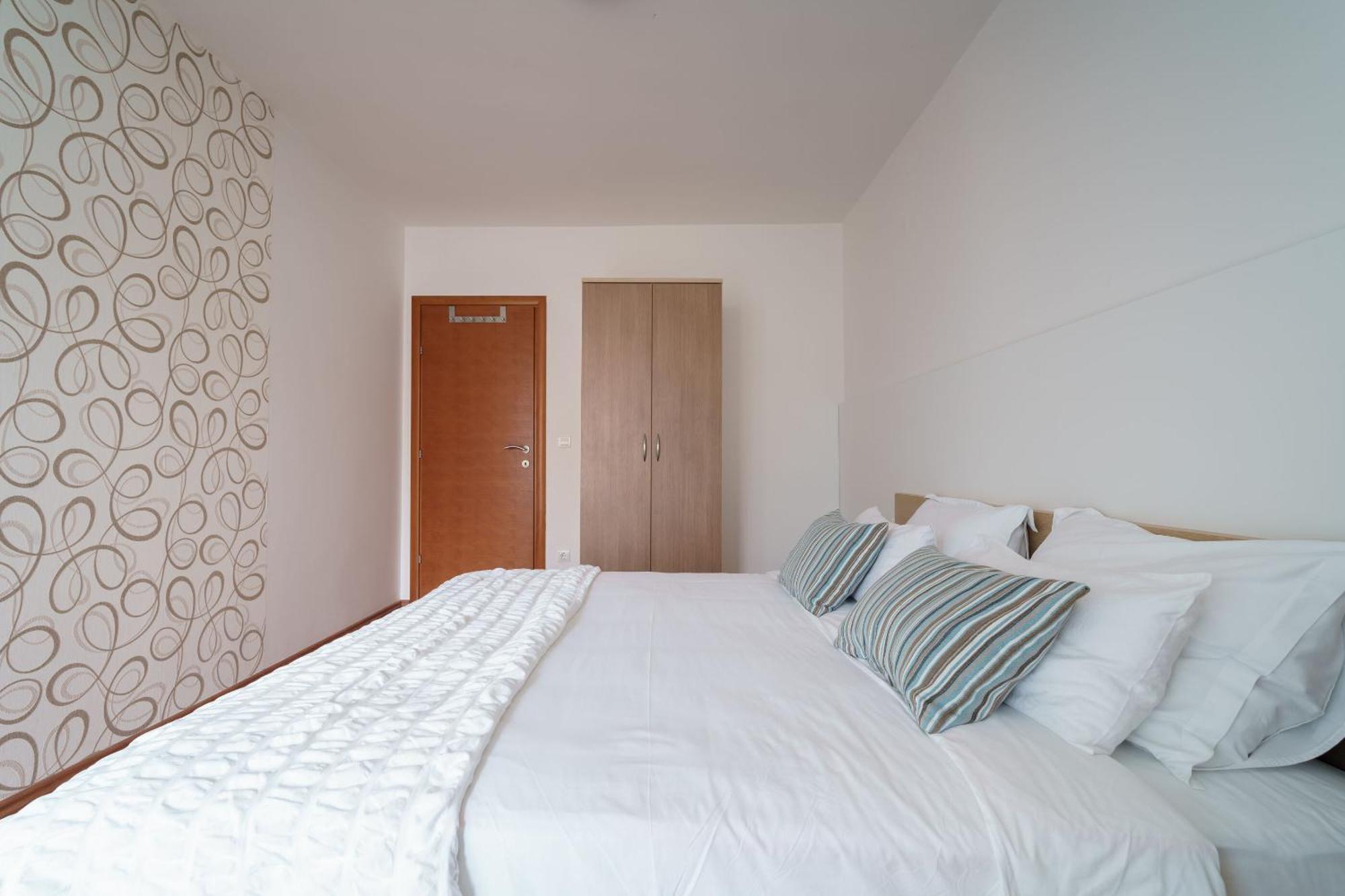 Apartments Valbruna Rovinj Buitenkant foto