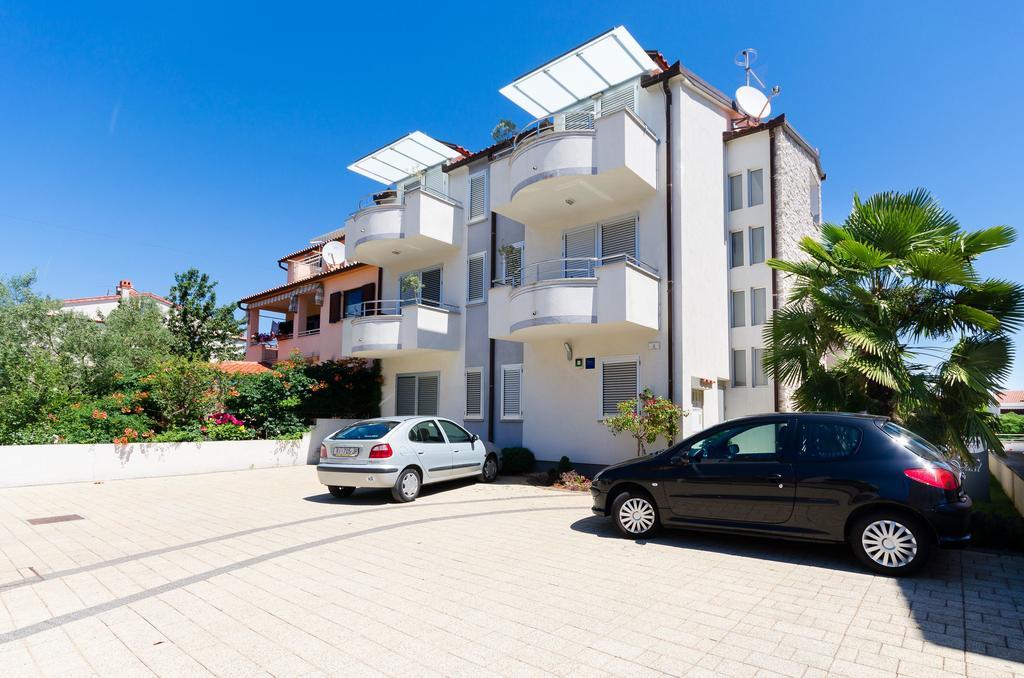 Apartments Valbruna Rovinj Buitenkant foto
