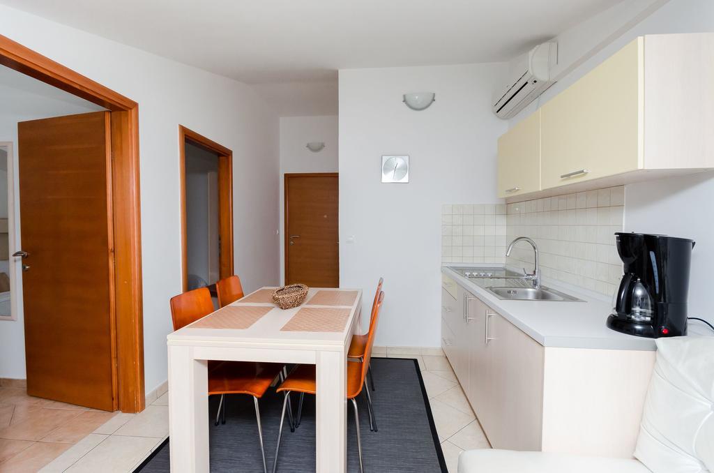 Apartments Valbruna Rovinj Buitenkant foto