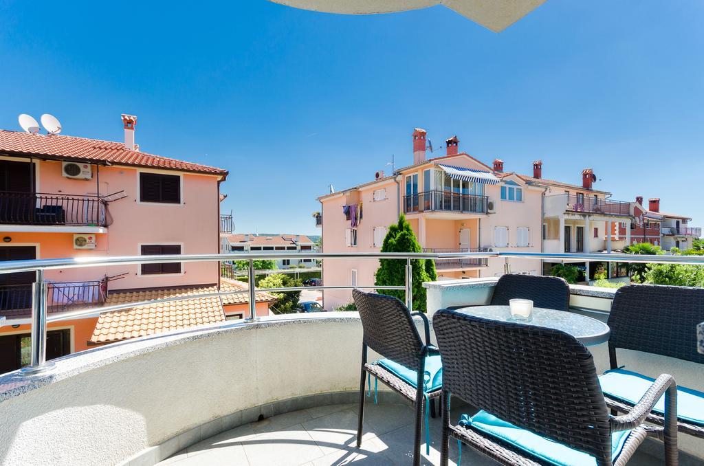 Apartments Valbruna Rovinj Buitenkant foto